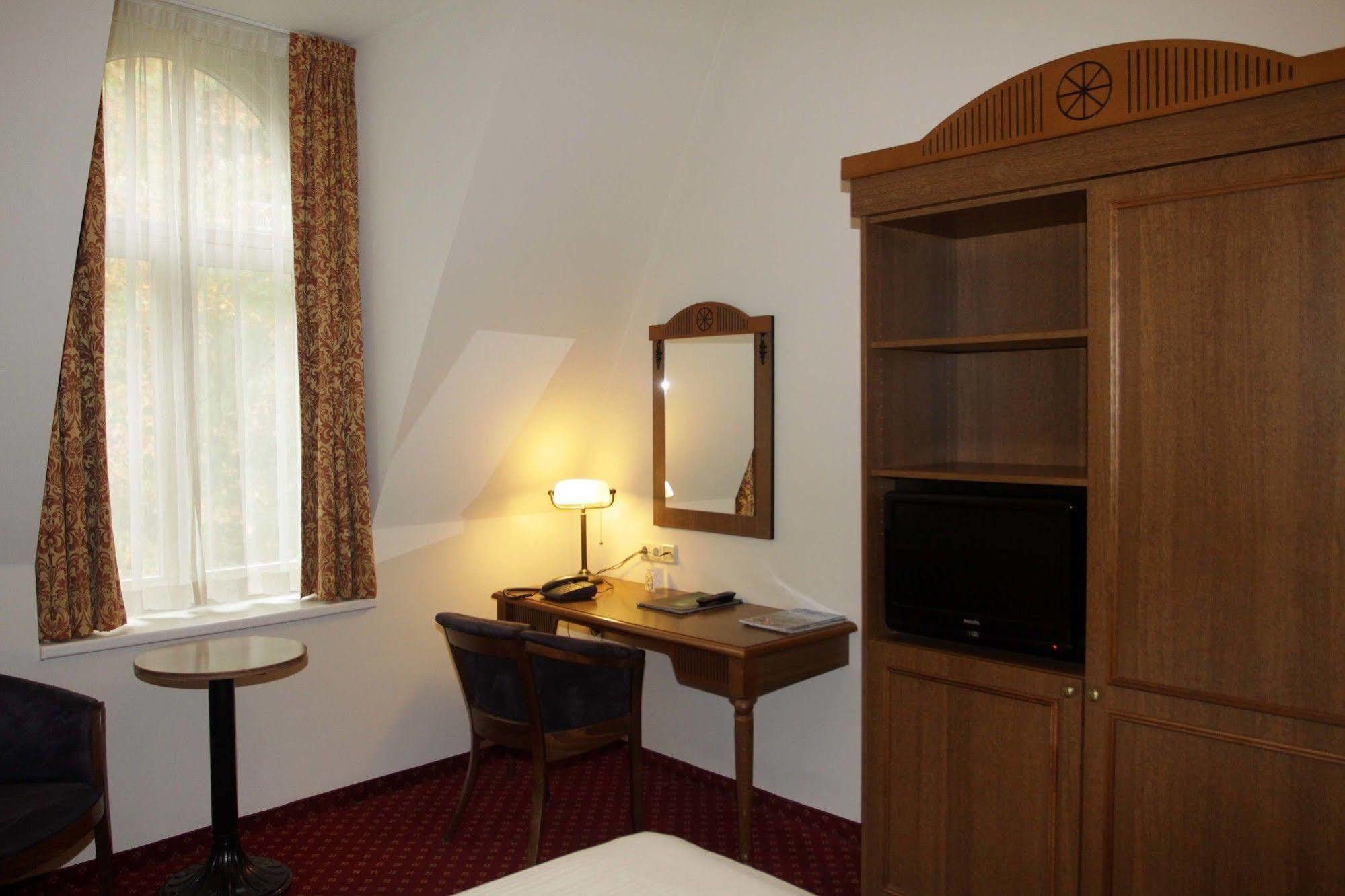 Hotel Courage